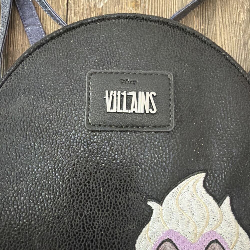Disney Villains Ursula & Vanessa Chibi Portrait Convertible Mini Backpack - Picture 3 of 13